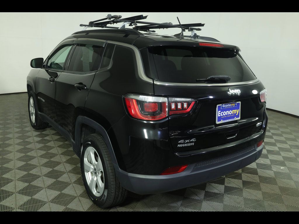 Used 2020 Jeep Compass Latitude AWD/4WD image 6