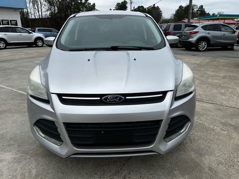 Used 2015 Ford Escape SE image 4