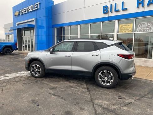 Used 2024 Chevrolet Blazer LT w/ Convenience Package image 2