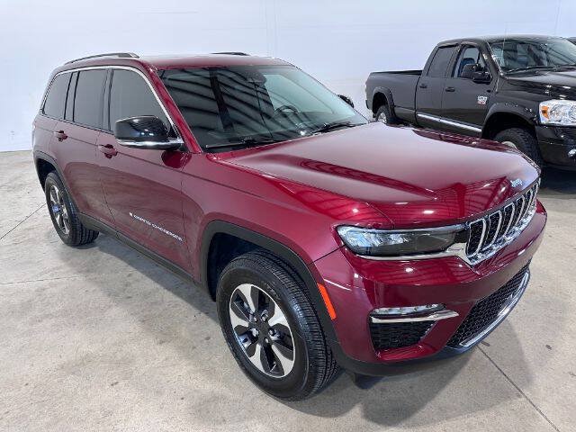 Used 2023 Jeep Grand Cherokee 4WD 4xe image 4