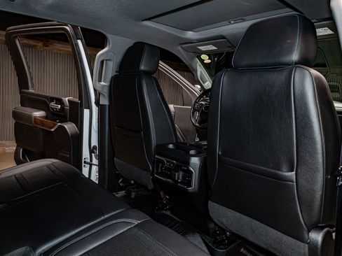 Used 2020 GMC Sierra 2500 Denali w/ Denali Ultimate Package image 26