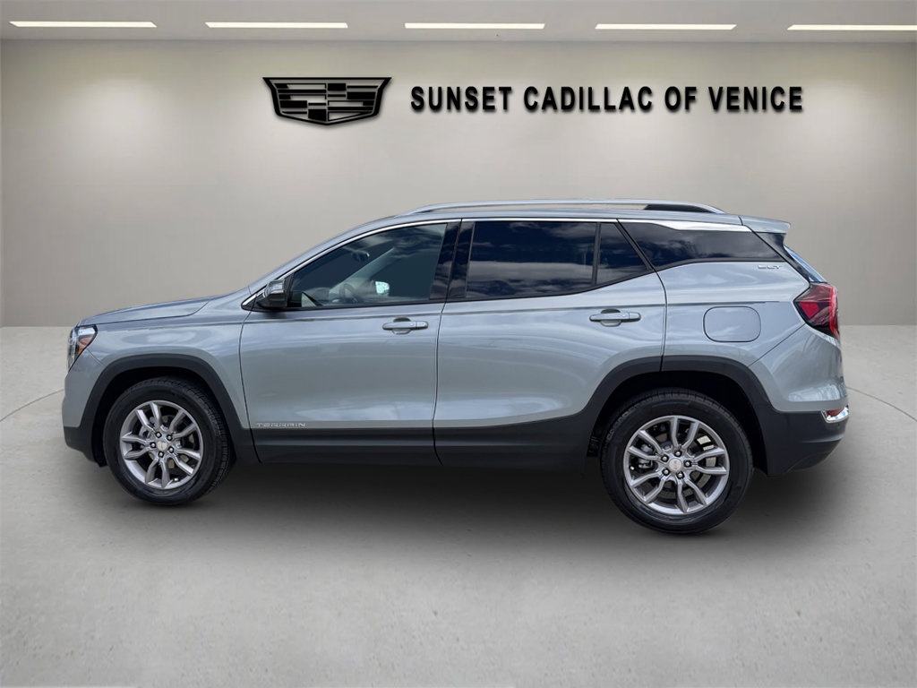 Used 2024 GMC Terrain SLT w/ Tech Package AWD/4WD image 6