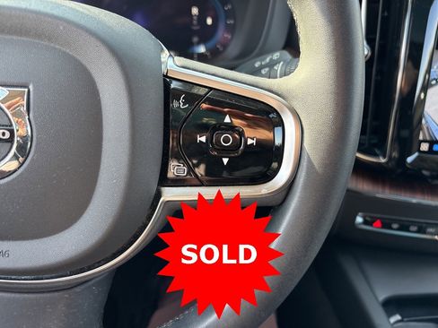 Certified 2023 Volvo XC60 B5 Plus w/ Protection Package Premier image 22