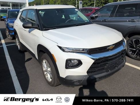 Used 2022 Chevrolet TrailBlazer LS FWD image 6