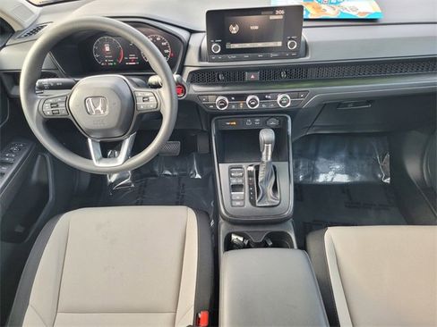 Used 2025 Honda CR-V EX image 16