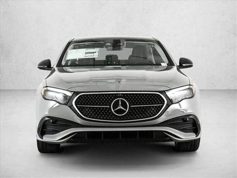 New 2026 Mercedes-Benz E 350 4MATIC Sedan image 2
