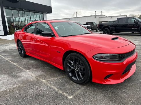 Used 2023 Dodge Charger R/T w/ Harman/Kardon Audio Group image 7