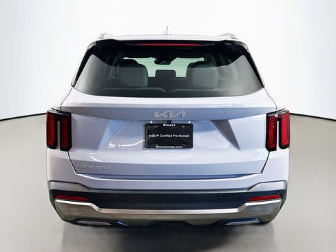 Certified 2025 Kia Sorento S w/ Panoramic Sunroof Package FWD image 6