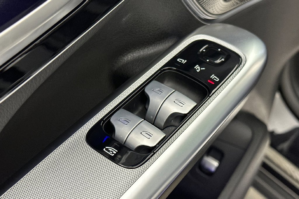 Certified 2023 Mercedes-Benz EQE 350+ 4MATIC SUV image 12
