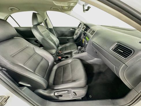 Used 2014 Volkswagen Jetta SE FWD image 31