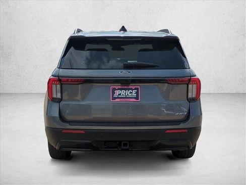 Used 2025 Ford Explorer ST-Line image 7
