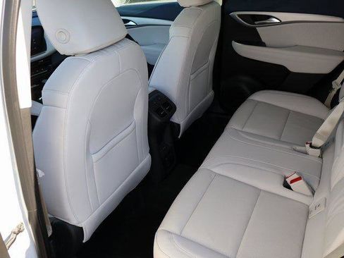 New 2026 Buick Envision Avenir image 16