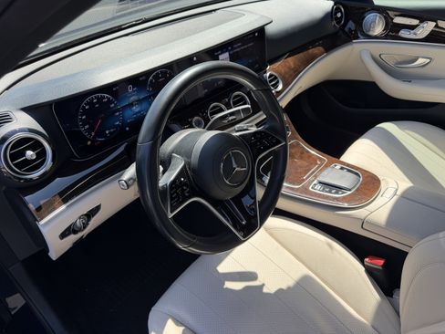 Used 2021 Mercedes-Benz E 350 Sedan image 5