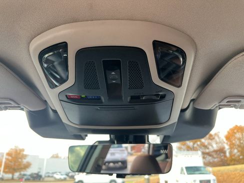 Used 2023 Subaru Outback Touring XT image 30