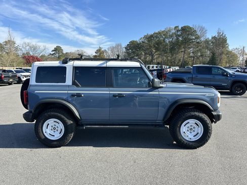 Used 2023 Ford Bronco Heritage Edition image 5