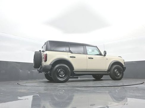 New 2026 Ford Bronco Outer Banks AWD/4WD image 38