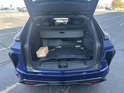 New 2026 Cadillac Lyriq V w/ LPO, Floor Liner Package image 36