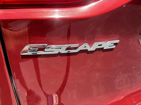 Used 2016 Ford Escape S FWD image 24
