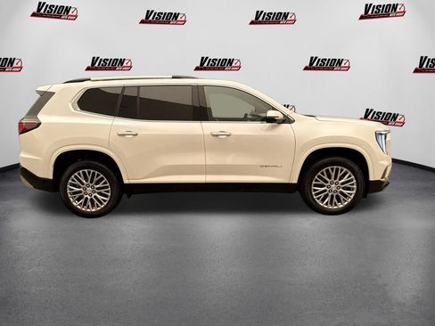 Used 2025 GMC Acadia Denali AWD/4WD image 4