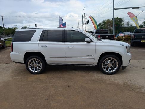 Used 2017 GMC Yukon Denali w/ Open Road Package image 4