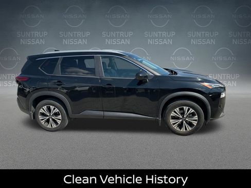 Certified 2023 Nissan Rogue SV w/ SV Premium B Package AWD/4WD image 4