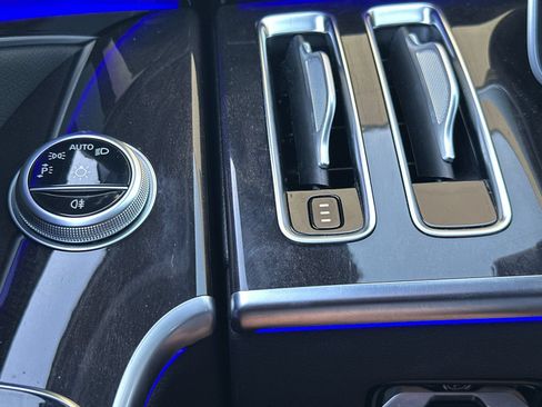 Used 2022 Mercedes-Benz S 500 4MATIC image 32