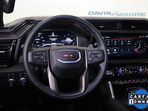 Used 2024 GMC Sierra 1500 AT4 w/ Technology Package AWD/4WD image 17
