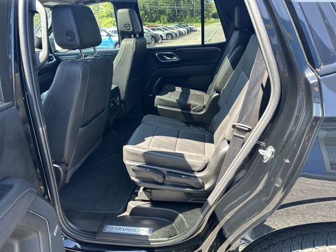 Certified 2024 Chevrolet Tahoe Z71 w/ Luxury Package AWD/4WD image 8
