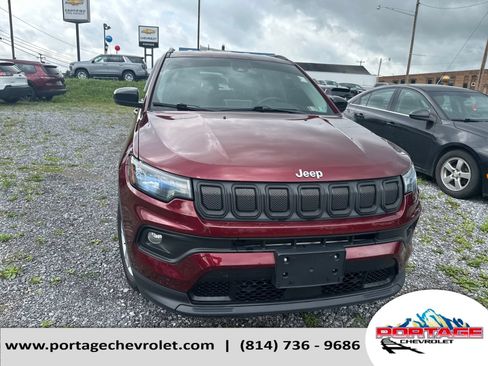 Used 2022 Jeep Compass Latitude w/ Convenience Group AWD/4WD image 9
