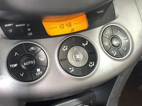 Used 2008 Toyota RAV4 Limited AWD/4WD image 8