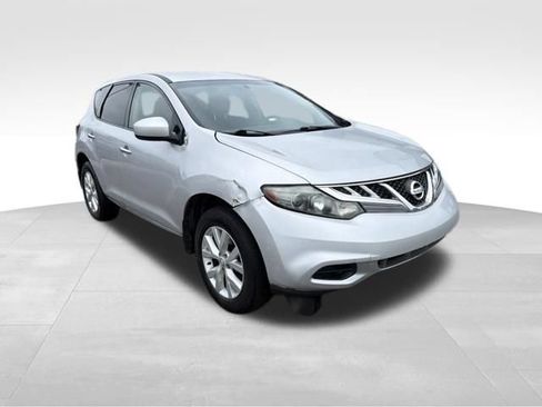Used 2011 Nissan Murano S FWD image 3