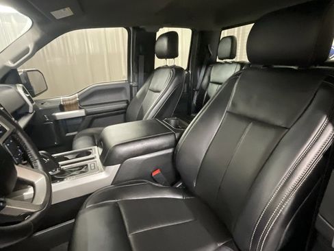 Used 2019 Ford F150 Lariat w/ Equipment Group 502A Luxury image 10