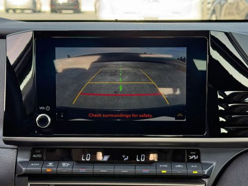 Used 2025 Toyota Camry LE image 17