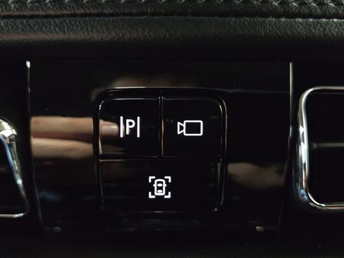 Used 2023 Lincoln Nautilus AWD image 18