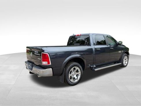 Used 2018 RAM 1500 Laramie w/ Convenience Group AWD/4WD image 3
