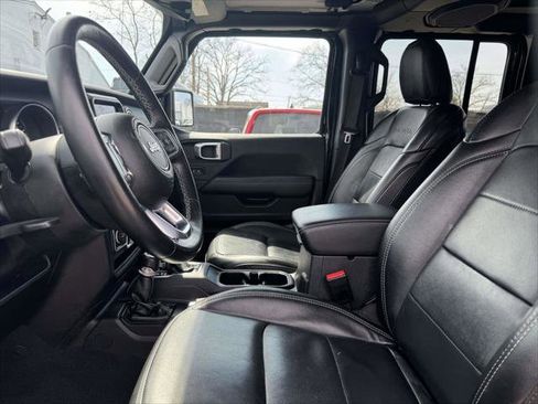 Certified 2022 Jeep Wrangler Unlimited Sahara w/ Cold Weather Group AWD/4WD image 13