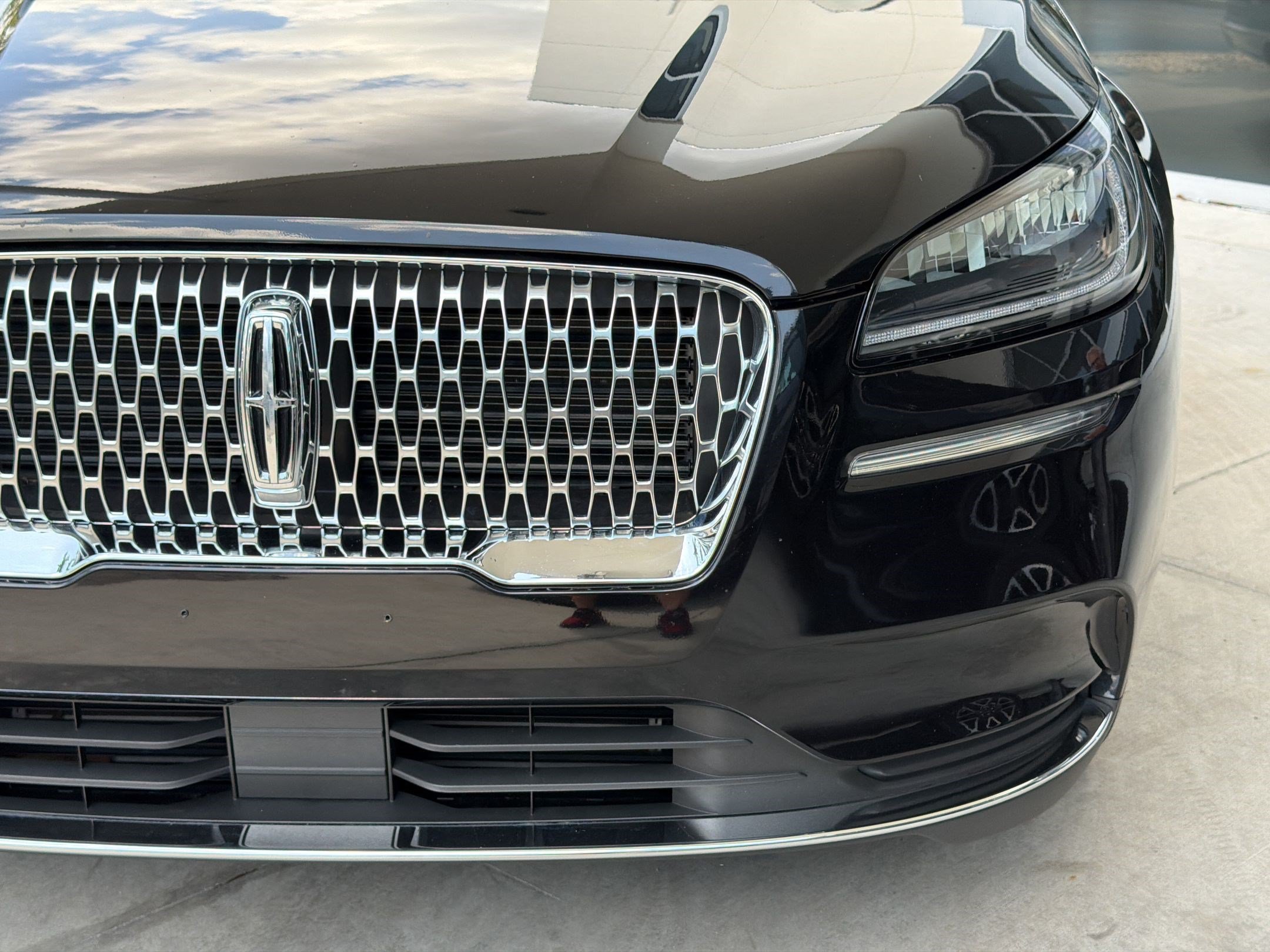 Used 2022 Lincoln Corsair AWD w/ Premium Package image 12