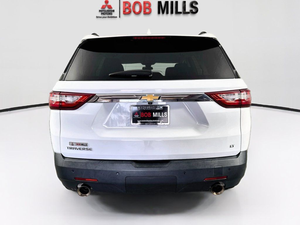 Used 2021 Chevrolet Traverse LT FWD image 6