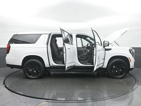 New 2026 GMC Yukon XL Elevation w/ Elevation Premium Package AWD/4WD image 60