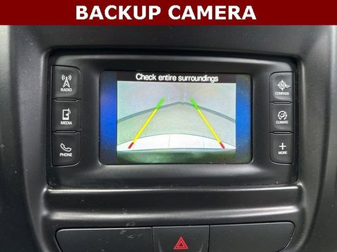 Used 2016 Chrysler 200 Limited w/ Convenience Group image 2