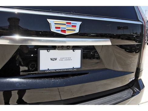 Used 2026 Cadillac Escalade Luxury AWD/4WD image 31