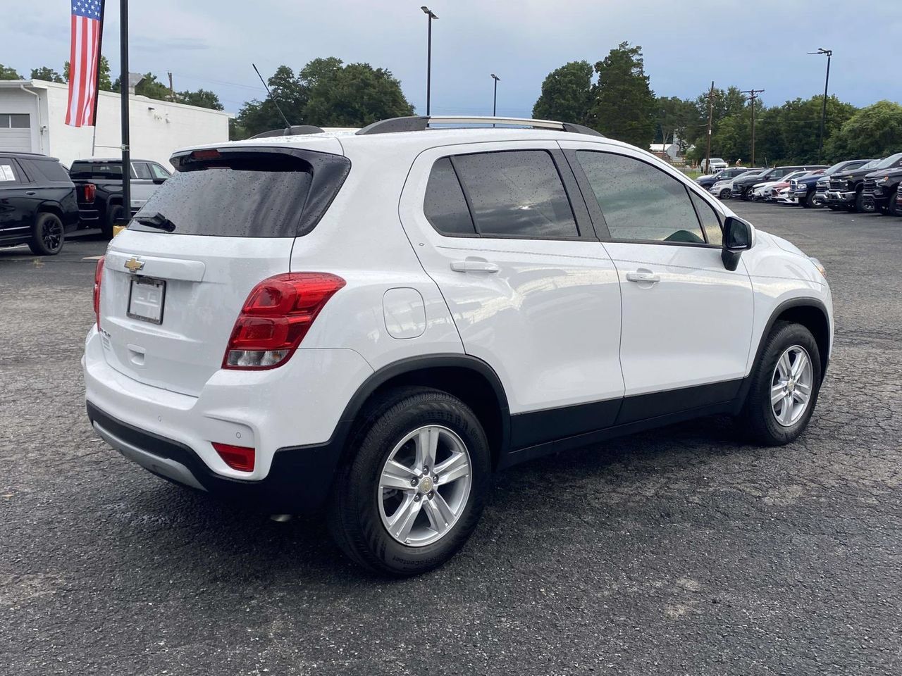 Used 2022 Chevrolet Trax LT w/ Driver Confidence Package AWD/4WD image 6