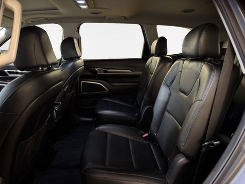 Certified 2022 Kia Telluride S image 24