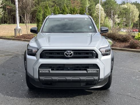 Used 2025 Toyota 4Runner SR5 image 3