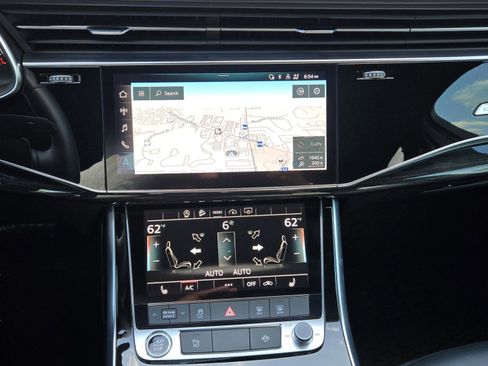Used 2022 Audi Q7 Premium Plus image 27