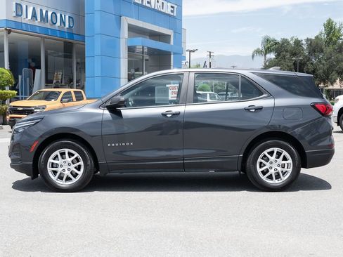 Used 2022 Chevrolet Equinox LS FWD image 7