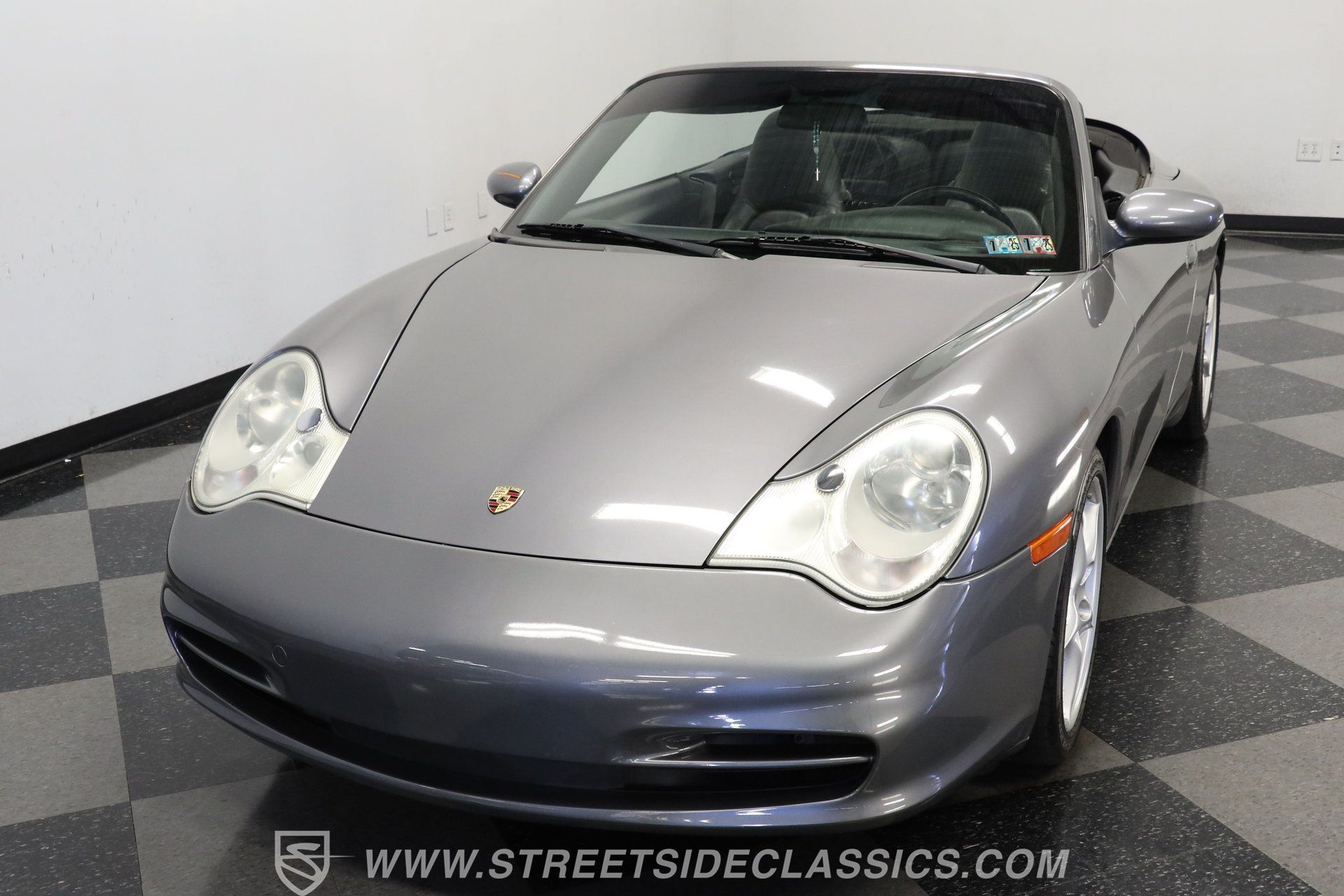Used 2002 Porsche 911 Carrera 4 AWD/4WD image 17