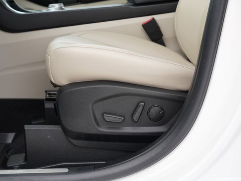 Used 2021 Ford Edge Titanium w/ Class II Trailer Tow Package image 19