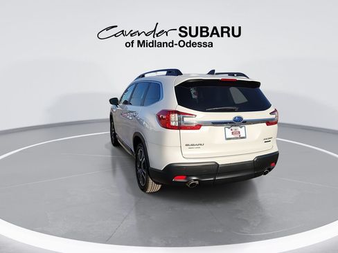 Used 2025 Subaru Ascent Touring AWD/4WD image 7