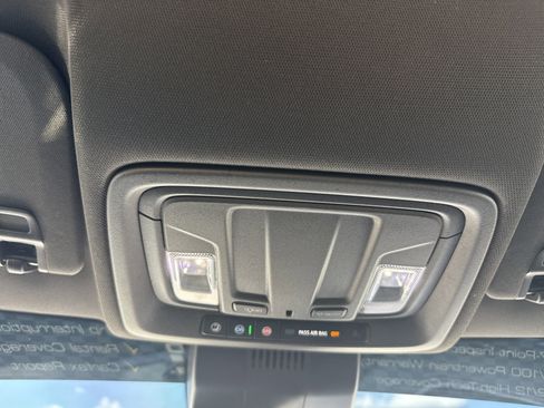 Used 2024 Chevrolet Silverado 1500 LTZ image 27